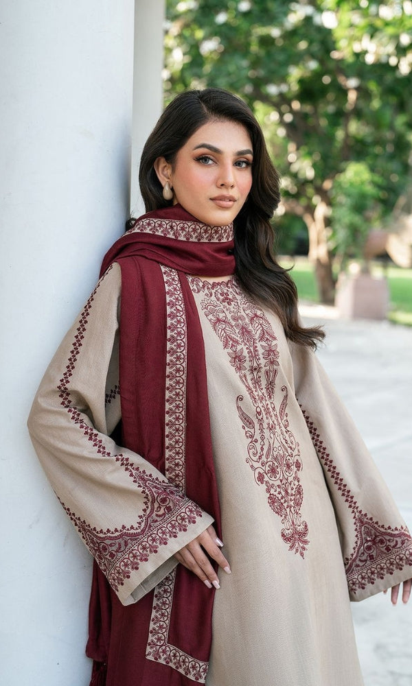 BAROQUE LAWN LUXURY UNSTITCHED EMB 3PC